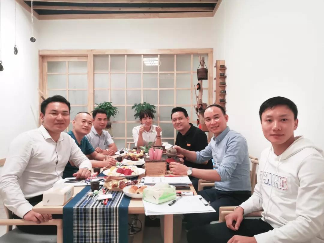 工程、材料中心管理層“裸心會”丨茶短情長，一場來自心靈的對話！