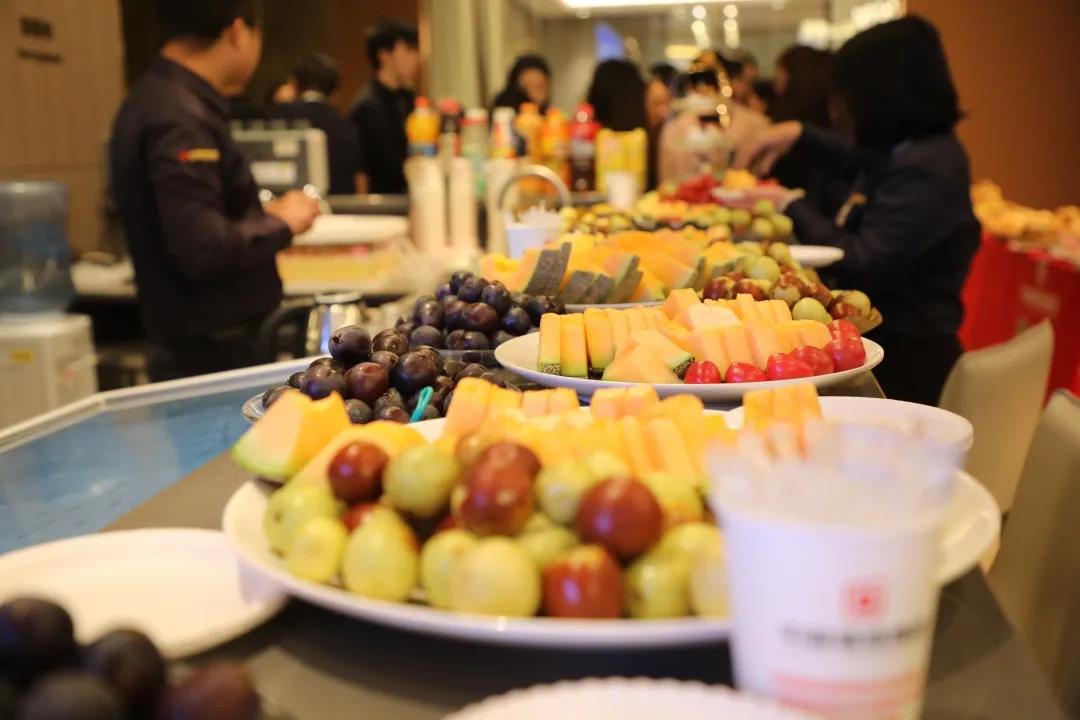 員工生日會(huì)丨金秋碩果，共度韶華，祝壽星們生日快樂！